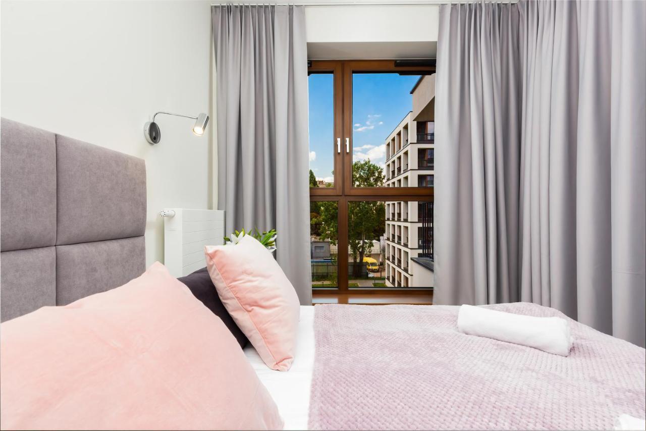 Apartments Browary Warszawskie By Noclegi Renters وارسو المظهر الخارجي الصورة