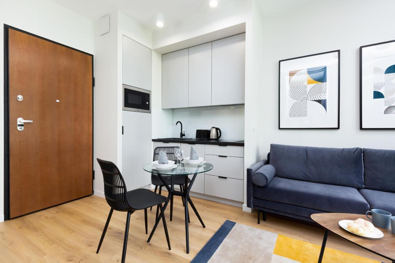 Apartments Browary Warszawskie By Noclegi Renters وارسو المظهر الخارجي الصورة
