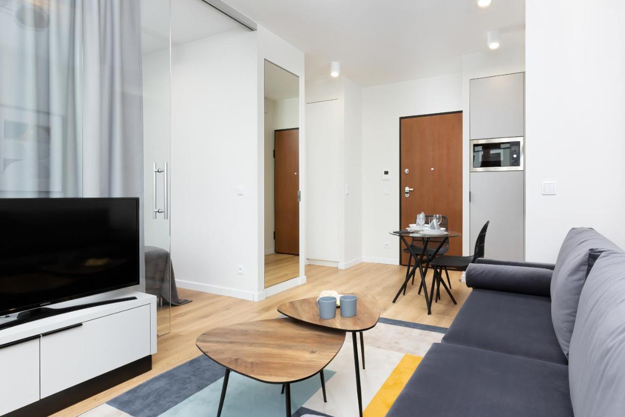 Apartments Browary Warszawskie By Noclegi Renters وارسو المظهر الخارجي الصورة