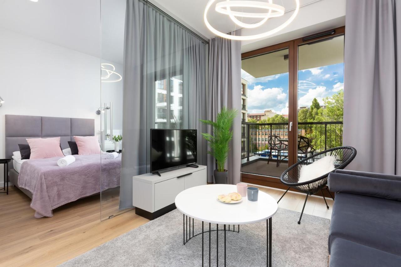 Apartments Browary Warszawskie By Noclegi Renters وارسو المظهر الخارجي الصورة