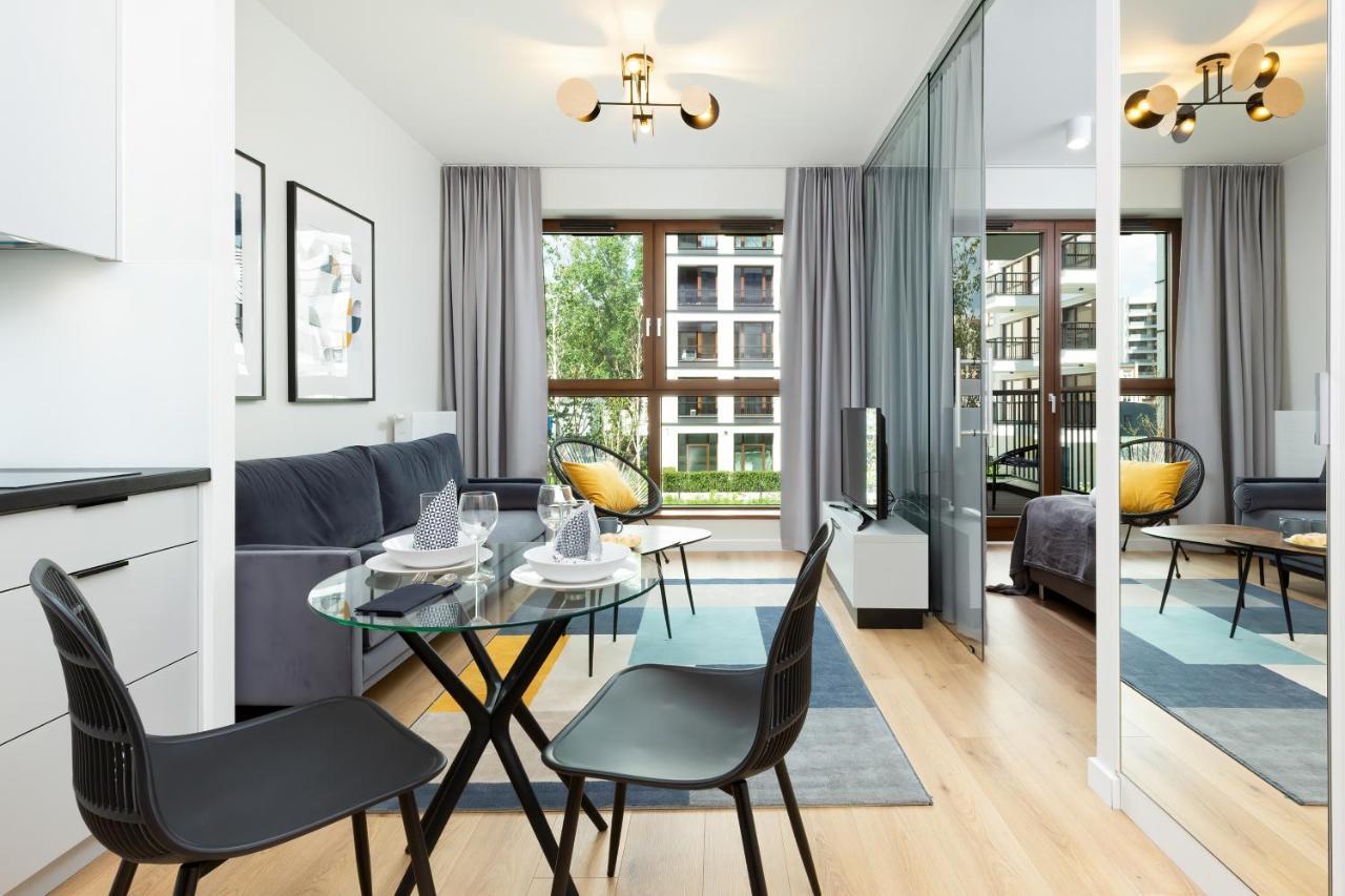 Apartments Browary Warszawskie By Noclegi Renters وارسو المظهر الخارجي الصورة