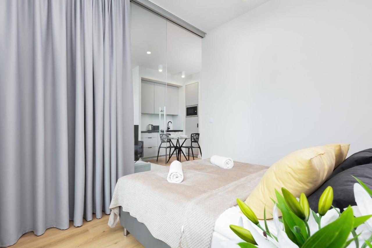 Apartments Browary Warszawskie By Noclegi Renters وارسو المظهر الخارجي الصورة